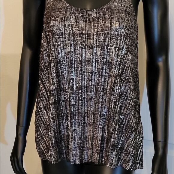 BRAND NEW WEAVERS RACERBACK RUFFLE TANK TOP - Picture 3 of 16